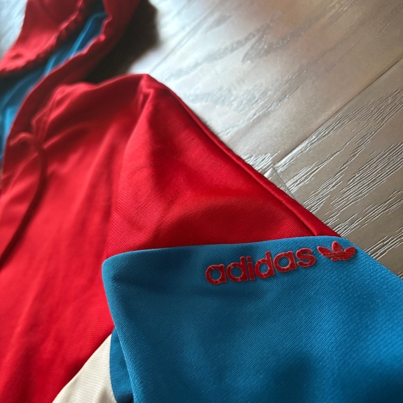Adidas Originals Retro Vintage Red White & Blue Hoodie - Picture 3 of 13